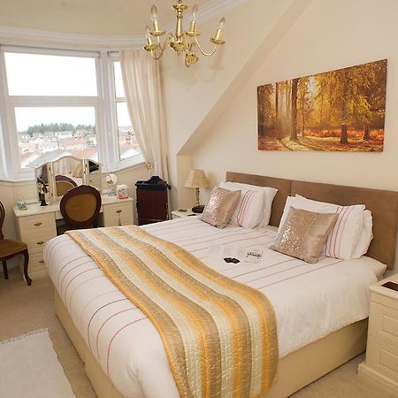 Bed and Breakfast Craig Park House Airdrie Esterno foto