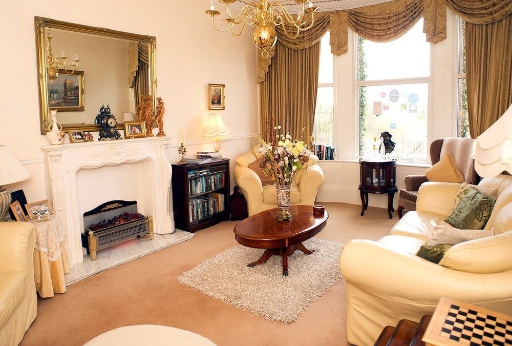 Bed and Breakfast Craig Park House Airdrie Esterno foto