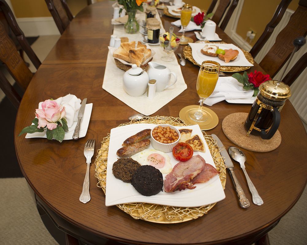 Bed and Breakfast Craig Park House Airdrie Esterno foto
