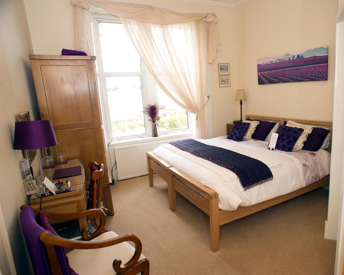 Bed and Breakfast Craig Park House Airdrie Esterno foto
