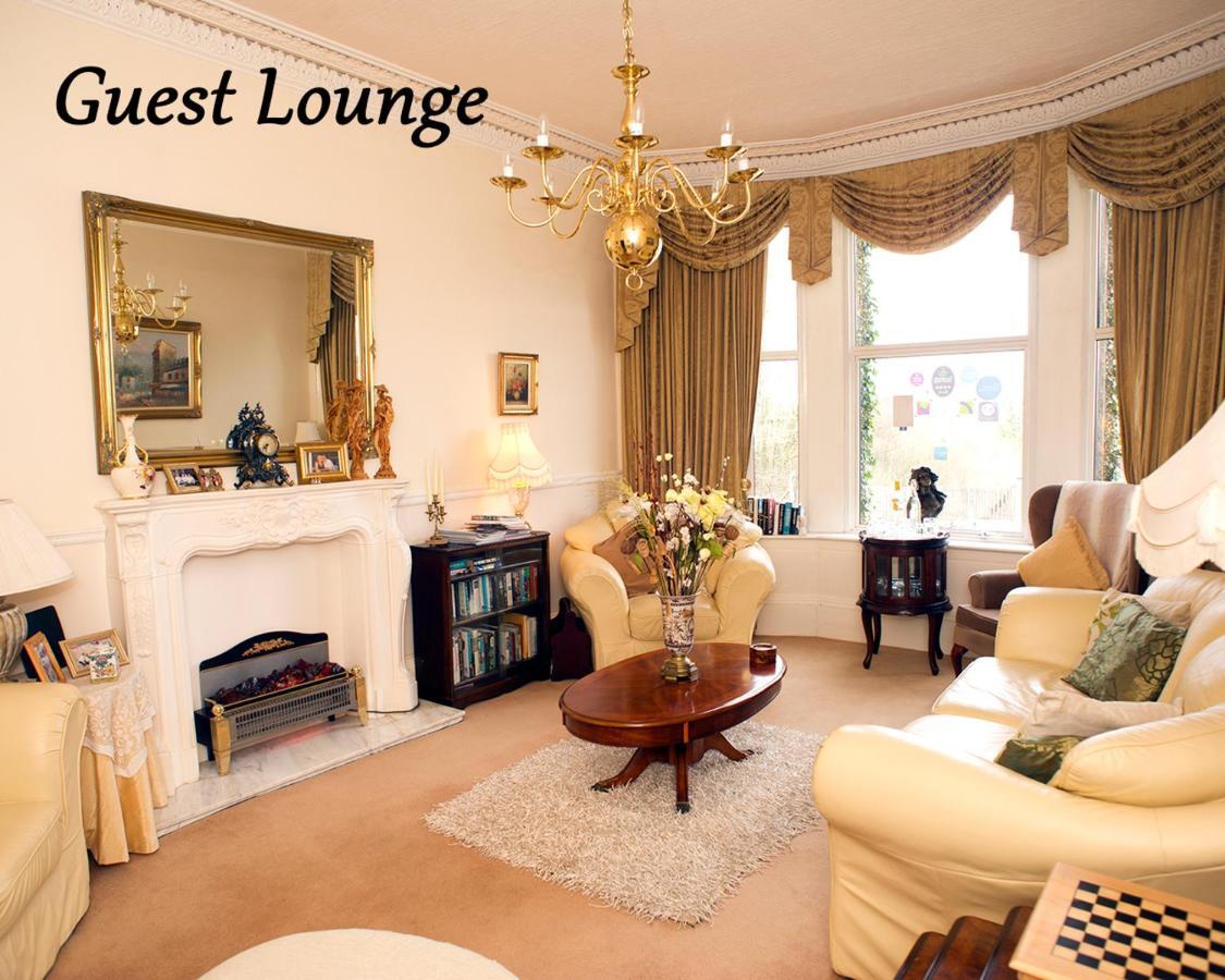 Bed and Breakfast Craig Park House Airdrie Esterno foto