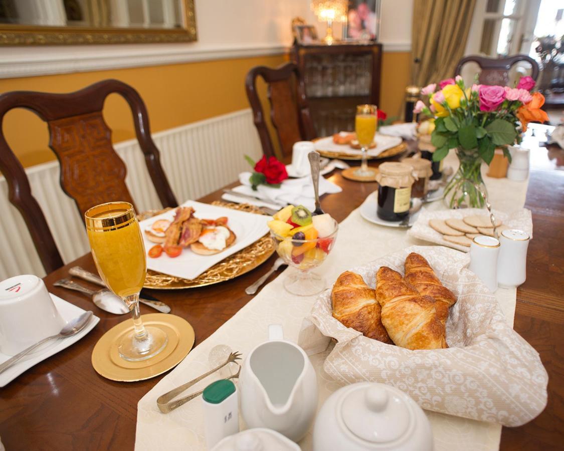 Bed and Breakfast Craig Park House Airdrie Esterno foto